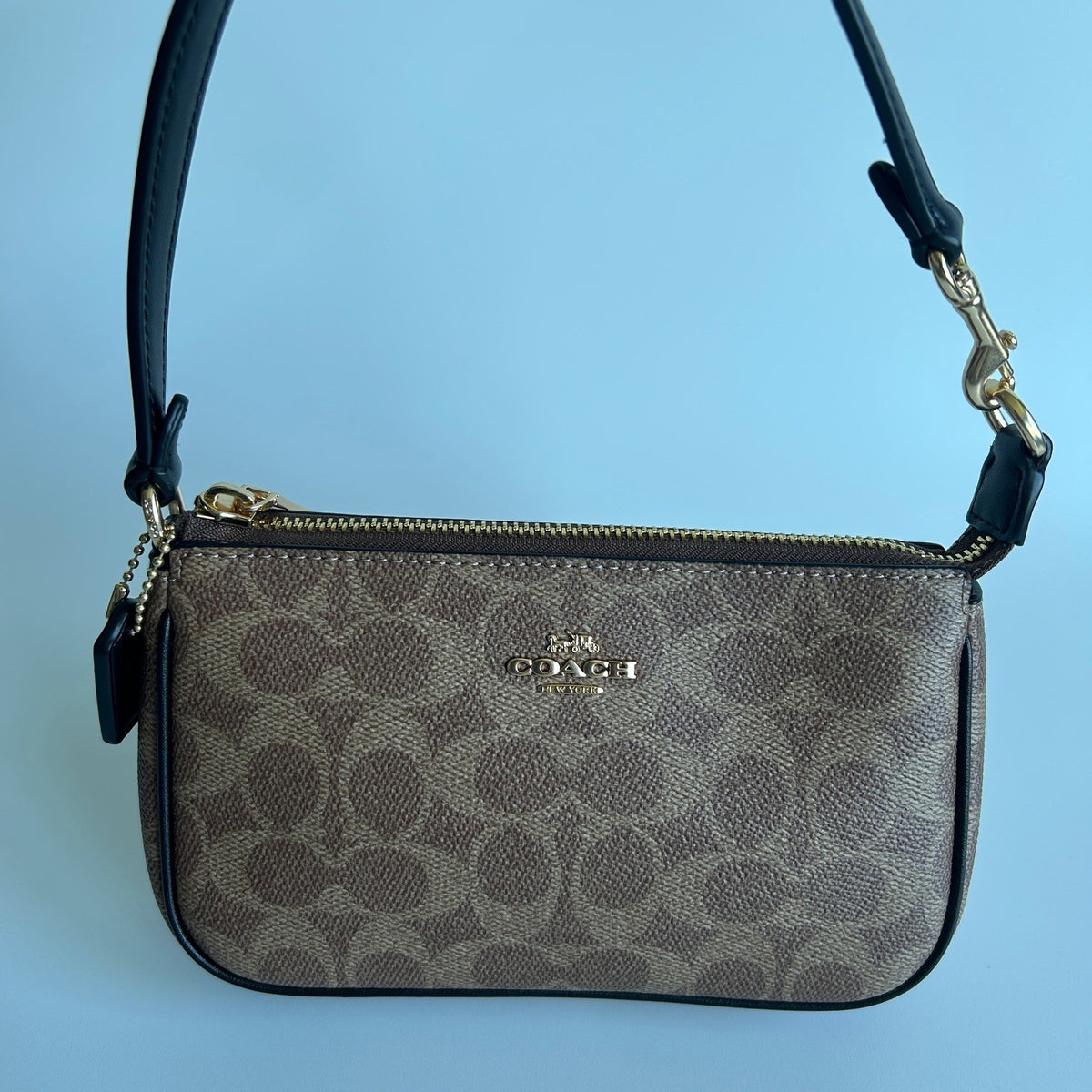 Coach Nolita 19 Tan Black Signature Canvas Wristlet Bag Excellent3