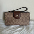 Coach Wynne Tan Rust Signature Coated Canvas Wristlet Wallet Excellent0