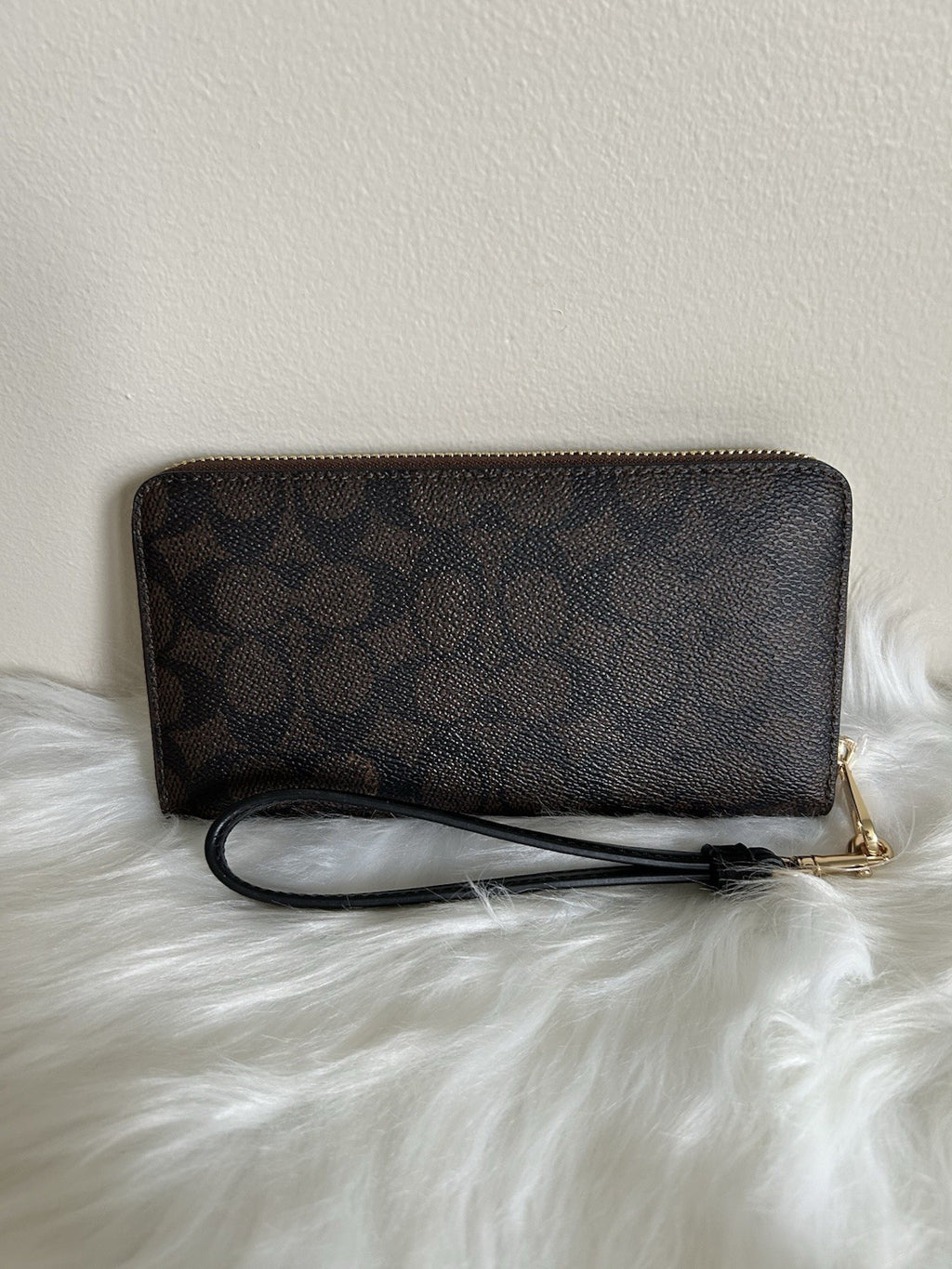 Coach Zip Around Wallet Brown Black Signature Canvas Wristlet Excellent1
