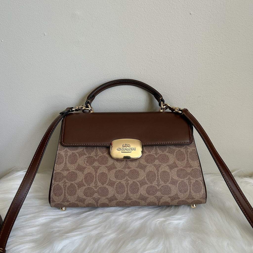 Coach Eliza Brown Signature Canvas Leather Shoulder Bag Excellent0