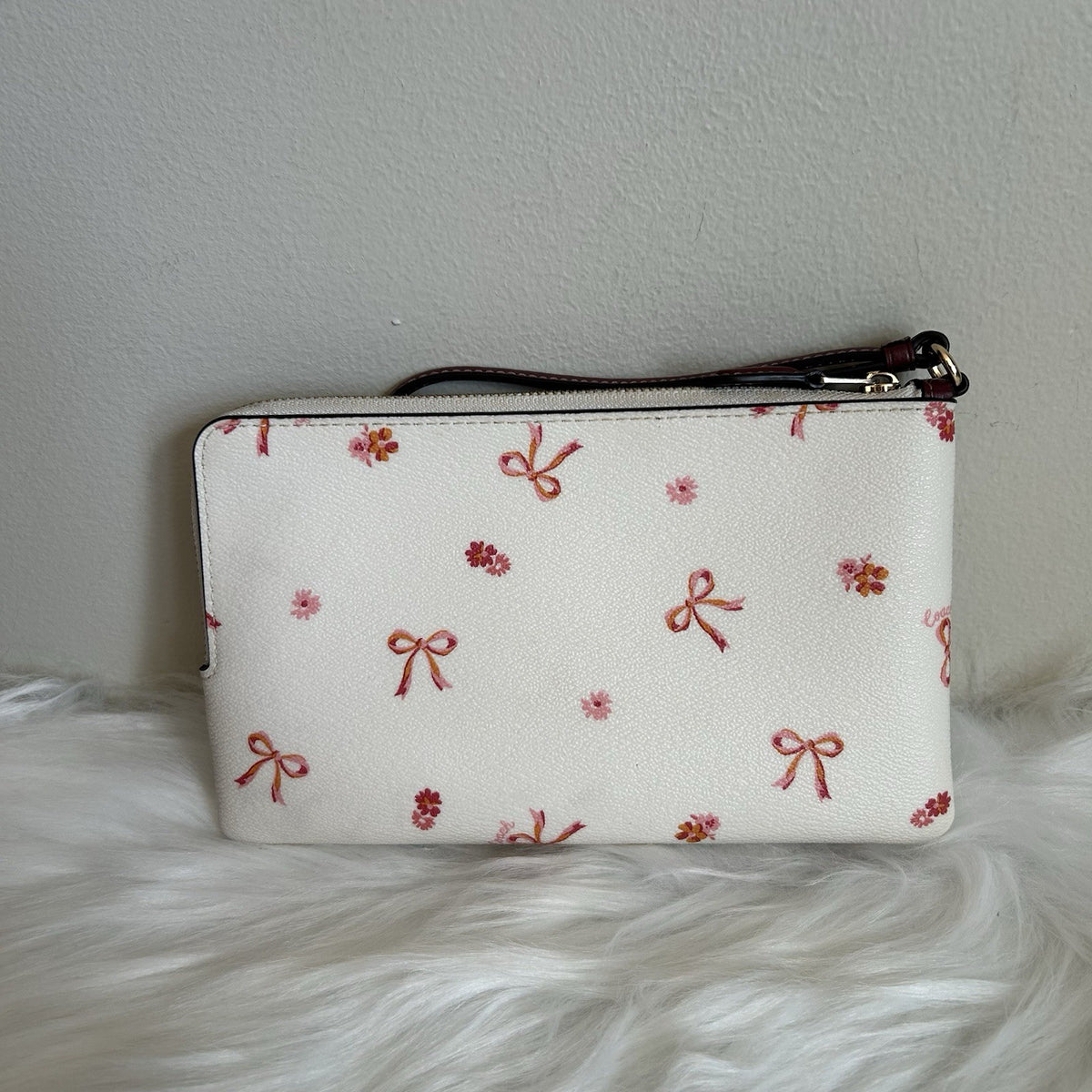 Coach Double Zip Wallet Chalk White Pebbled Leather Wristlet Excellent1