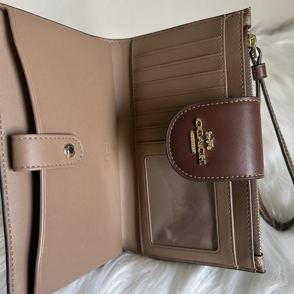 Coach Wynne Tan Rust Signature Coated Canvas Wristlet Wallet Excellent3