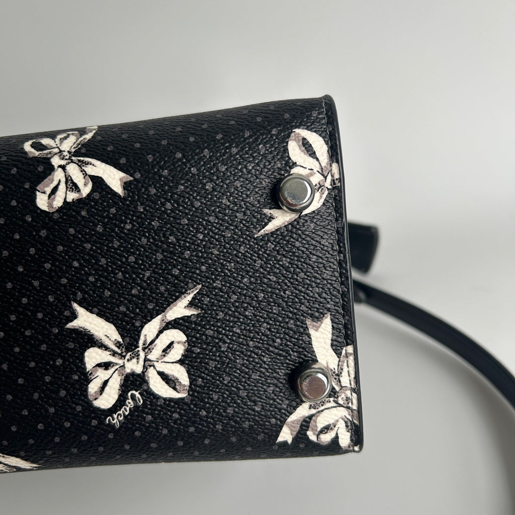 Coach Andrea Carryall Black Bow Print Leather Crossbody Bag CAA77 Excellent4