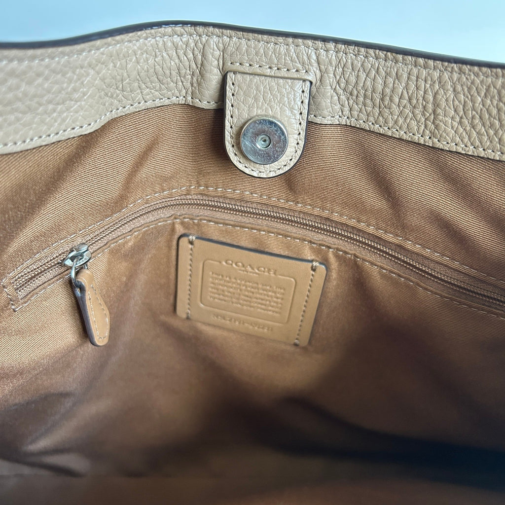 Coach Kristy Taupe Pebbled Leather Shoulder Bag Excellent6