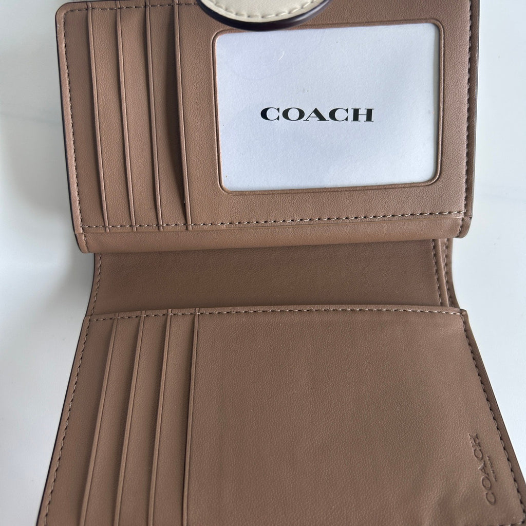 Coach Medium Corner Zip Wallet Khaki Chalk Canvas Leather Excellent3