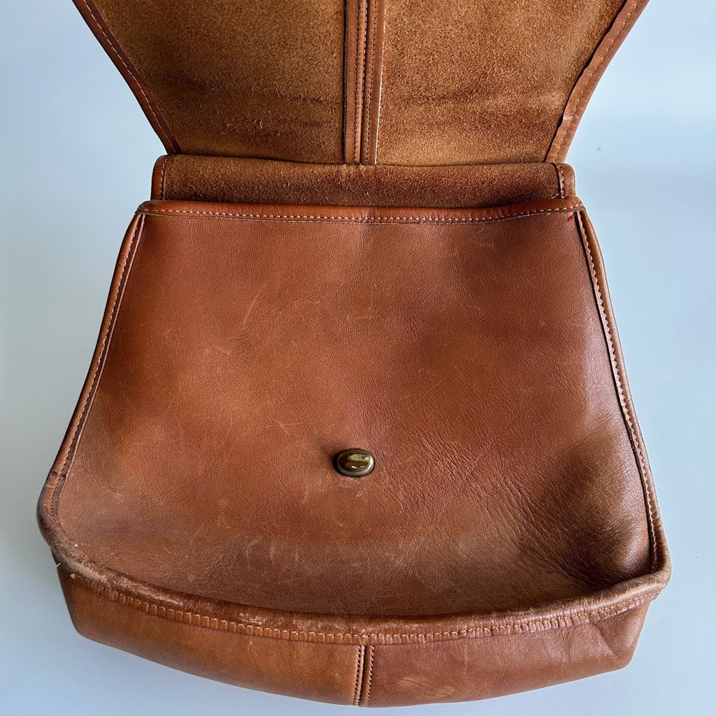 Coach Crescent Saddle 9235 British Tan Leather Shoulder Bag Good6