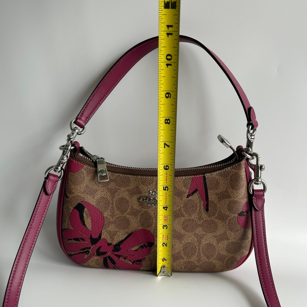 Coach Teri Shoulder Bag Khaki Pink Signature Canvas Bow Print Excellent10