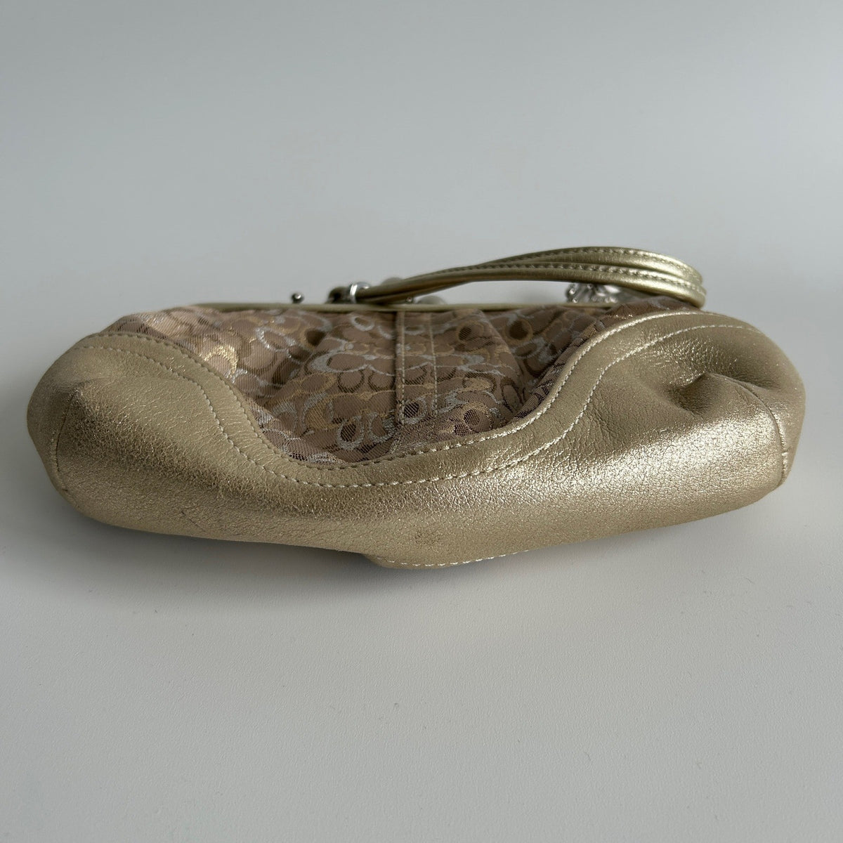 Coach Signature Lurex Chenille Gold Leather Kisslock Bag 3597 Excellent3