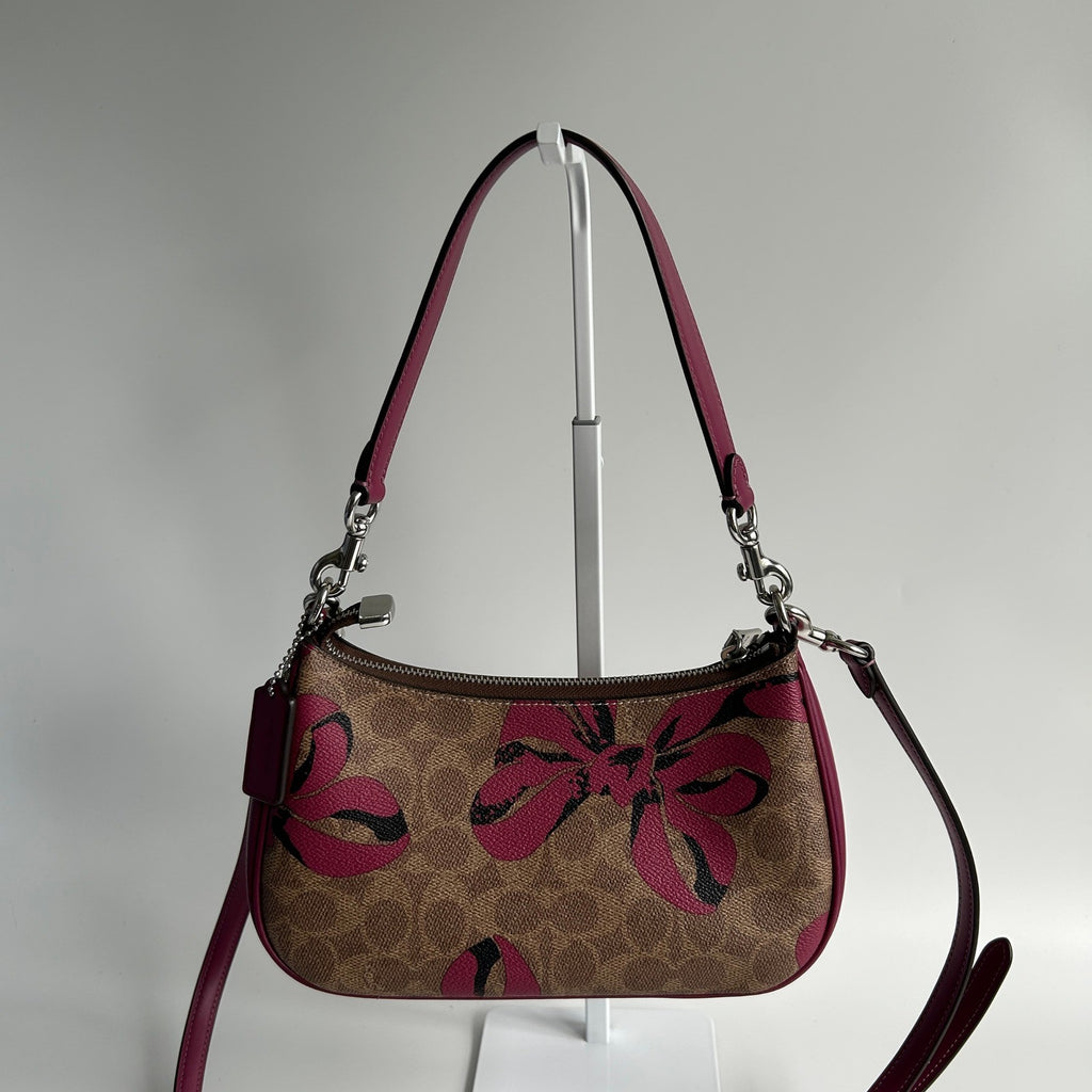 Coach Teri Shoulder Bag Khaki Pink Signature Canvas Bow Print Excellent1