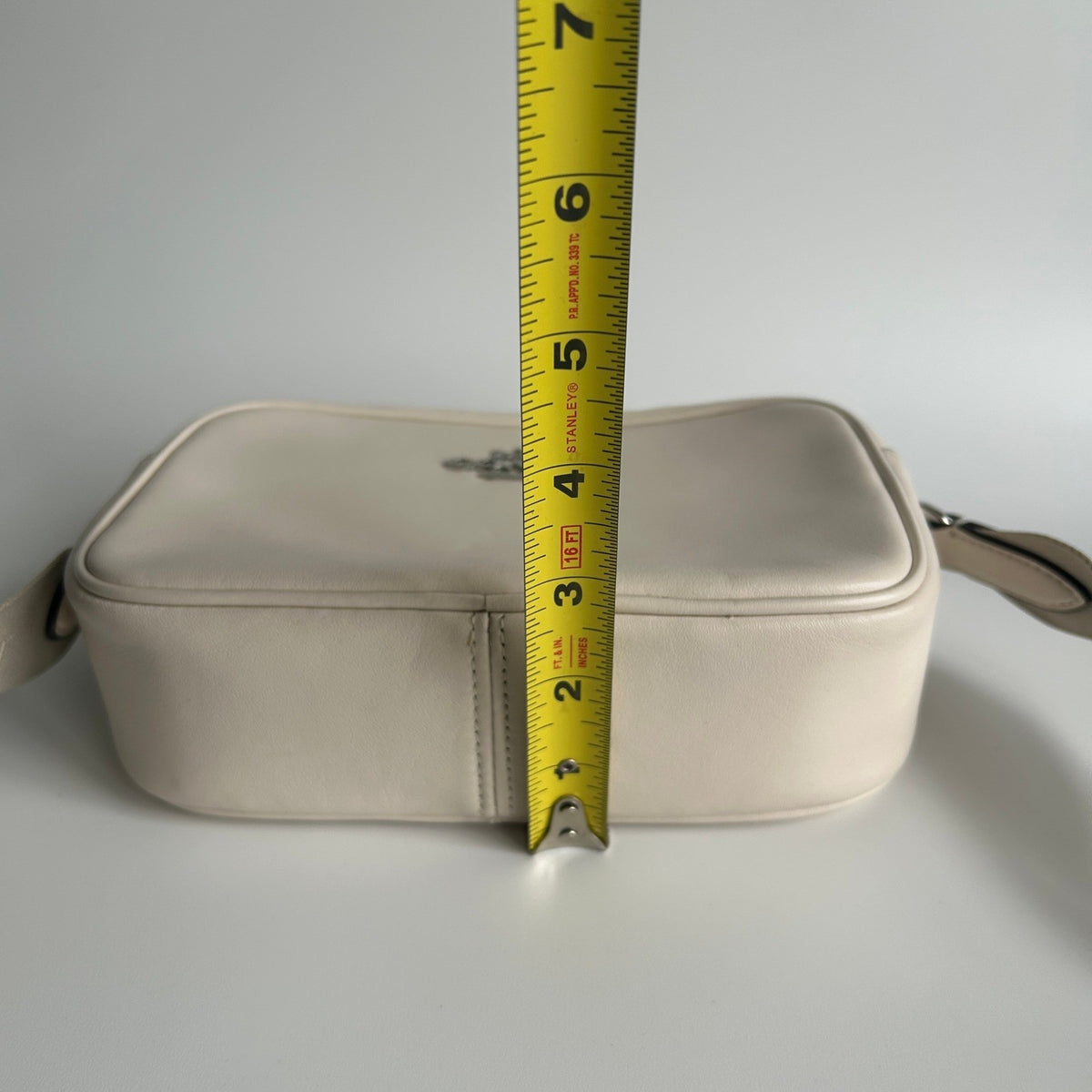 Coach Mini Jamie Chalk White Pebbled Leather Camera Bag Excellent8