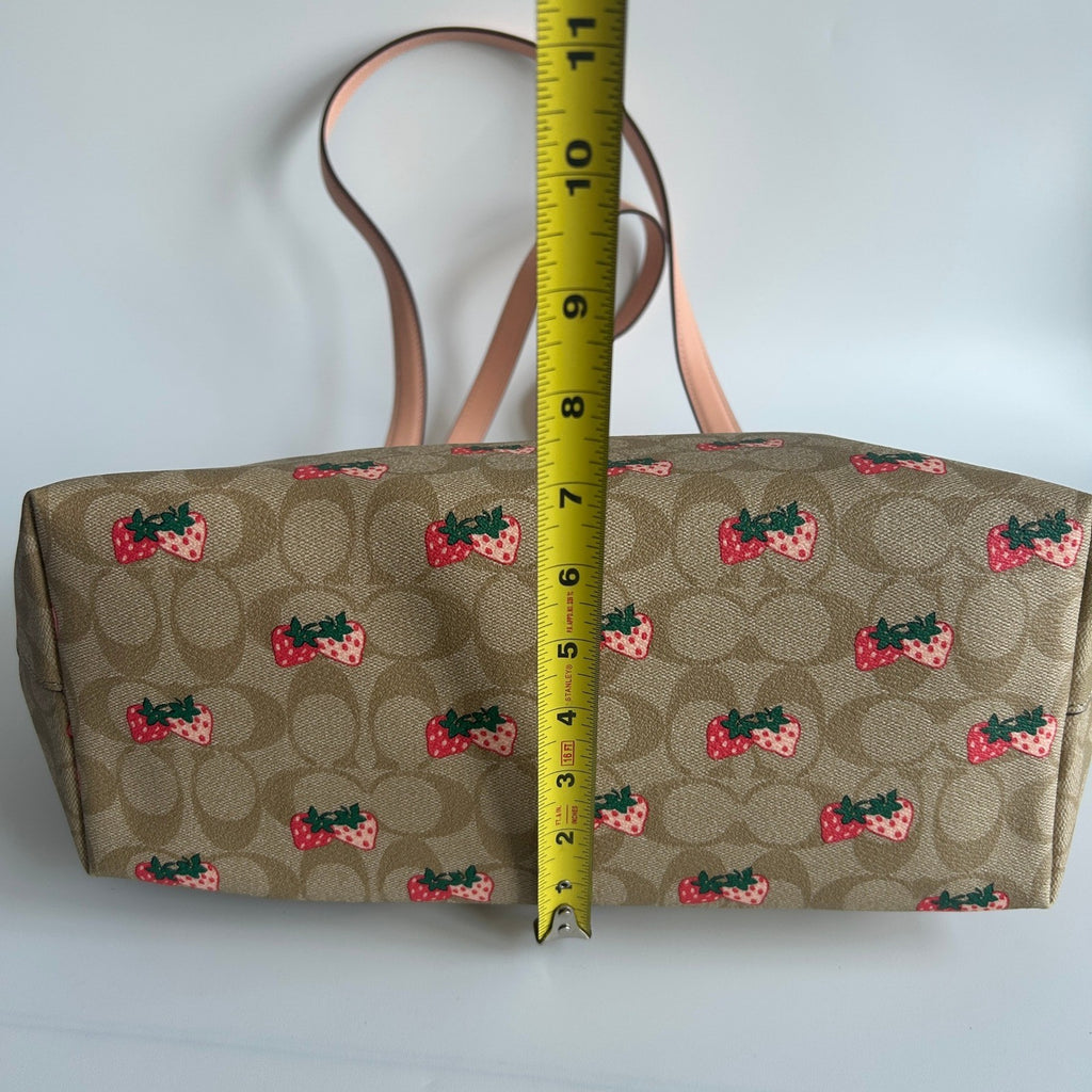 Coach Gallery Tote Strawberry Khaki Multi Canvas Leather Bag NEW9