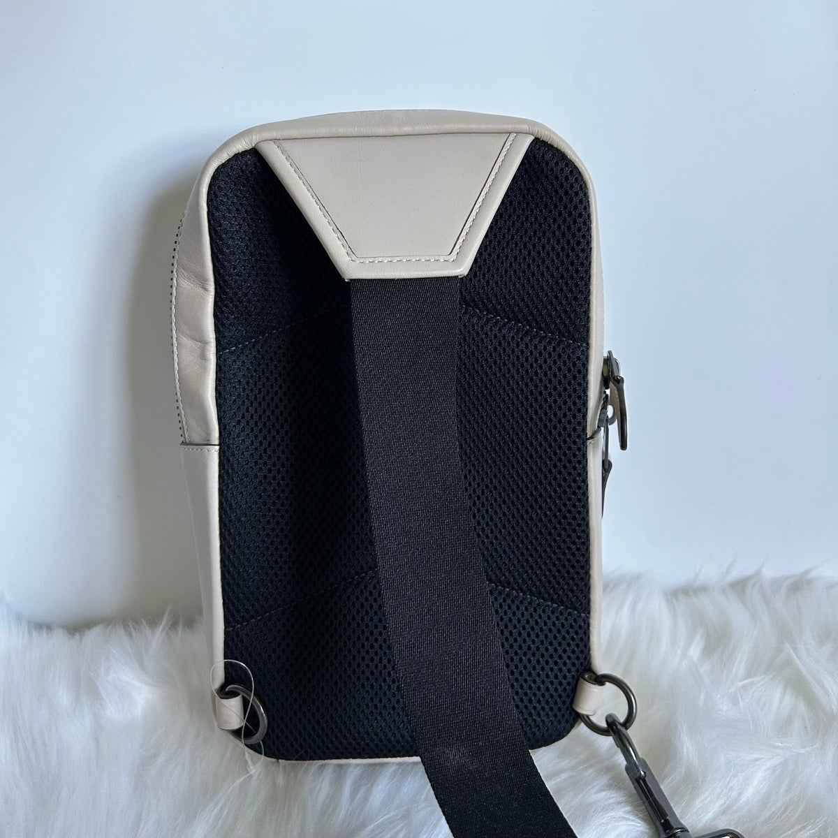 Coach Sullivan Crossbody Chalk White Signature Leather CJ670 Excellent1