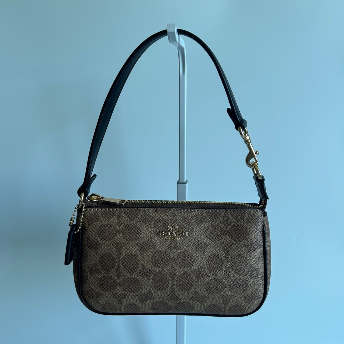 Coach Nolita 19 Tan Black Signature Canvas Wristlet Bag Excellent0