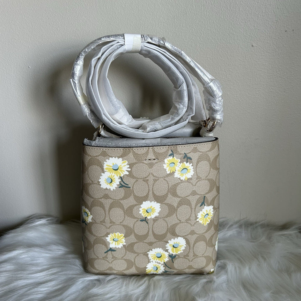 Coach Town Bucket Bag Khaki Multi Daisy Floral Canvas Leather C3411 NWT2