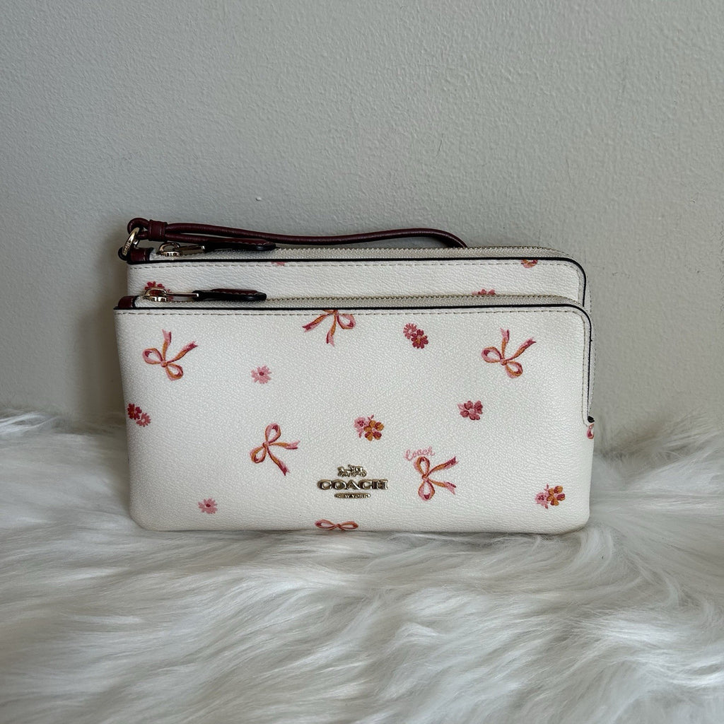 Coach Double Zip Wallet Chalk White Pebbled Leather Wristlet Excellent0