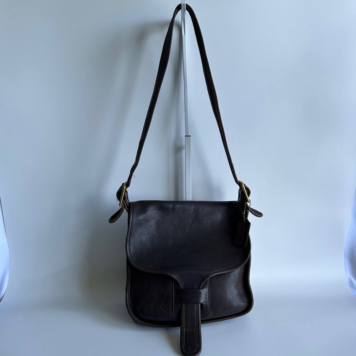 Coach Courier 8920 Dark Brown Glove-tanned Leather Shoulder Bag Good1