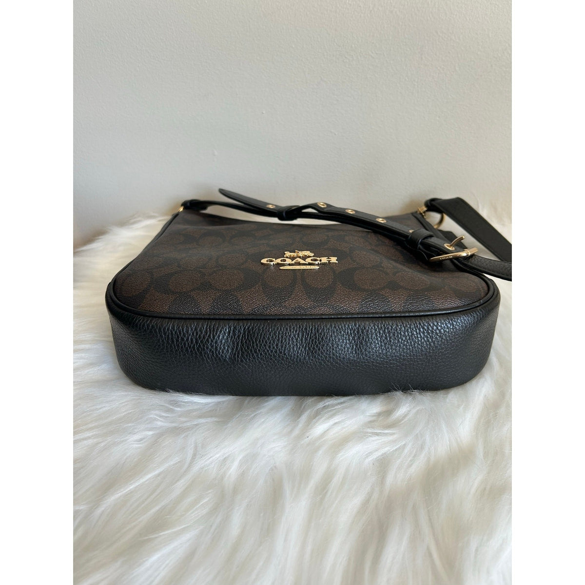Coach File Brown Black Signature Canvas Leather Crossbody Bag Excellent3
