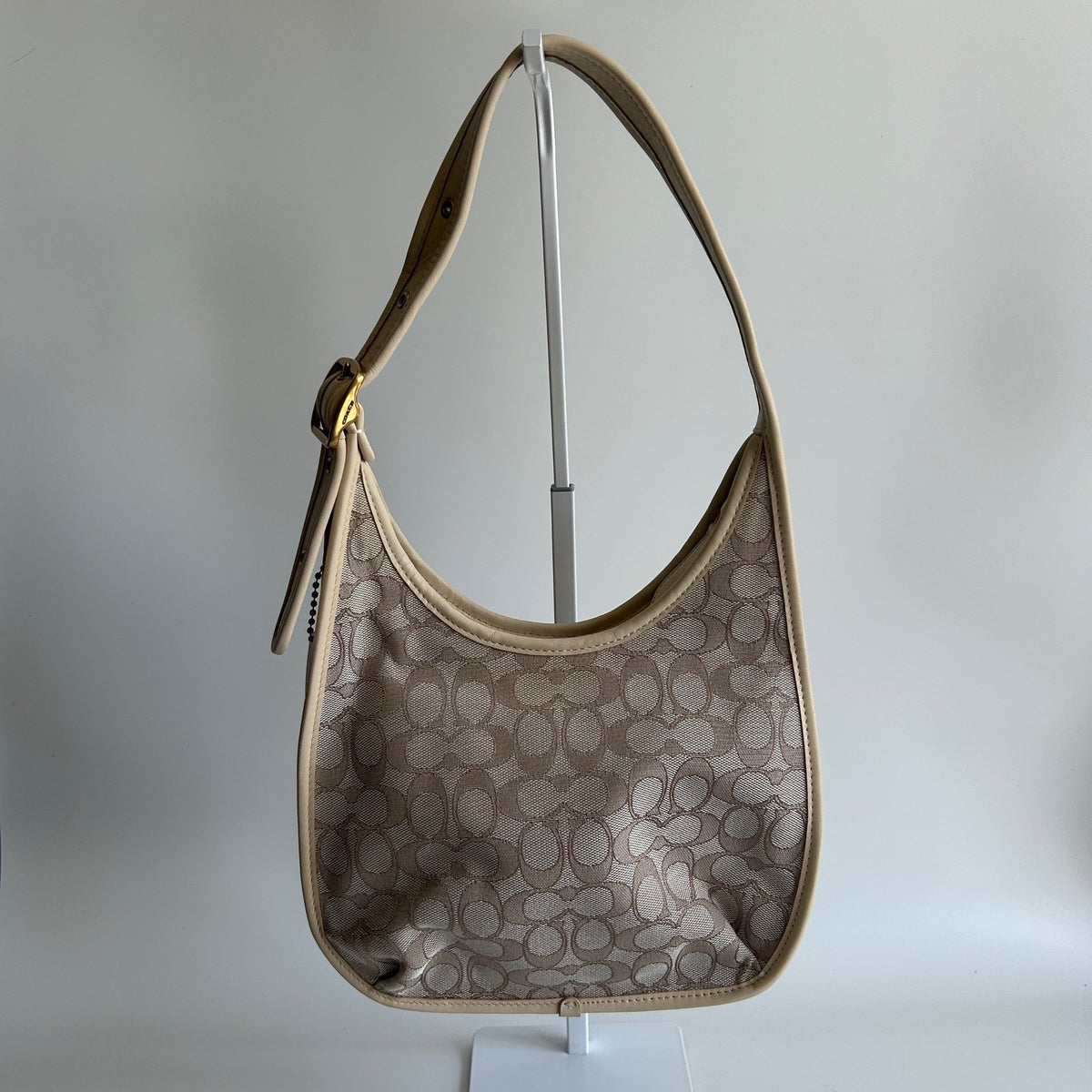 Coach Ergo C2588 Chalk White Signature Jacquard Leather Shoulder Bag Excellent1