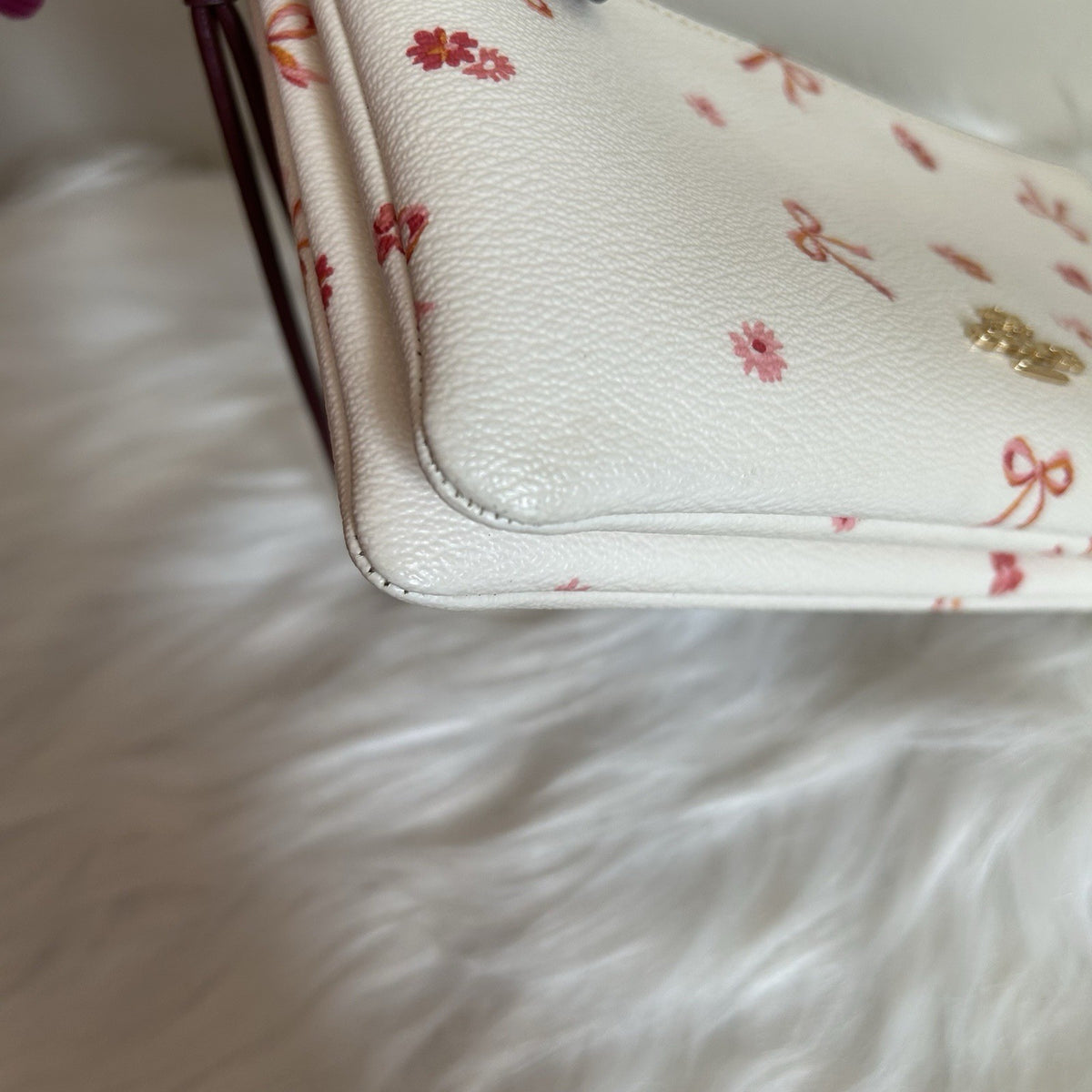 Coach Double Zip Wallet Chalk White Pebbled Leather Wristlet Excellent3