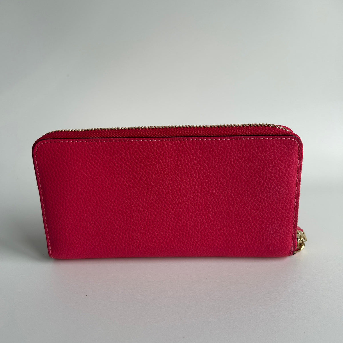 Coach Long Zip Around Pink Pebbled Leather Wristlet Wallet Excellent1