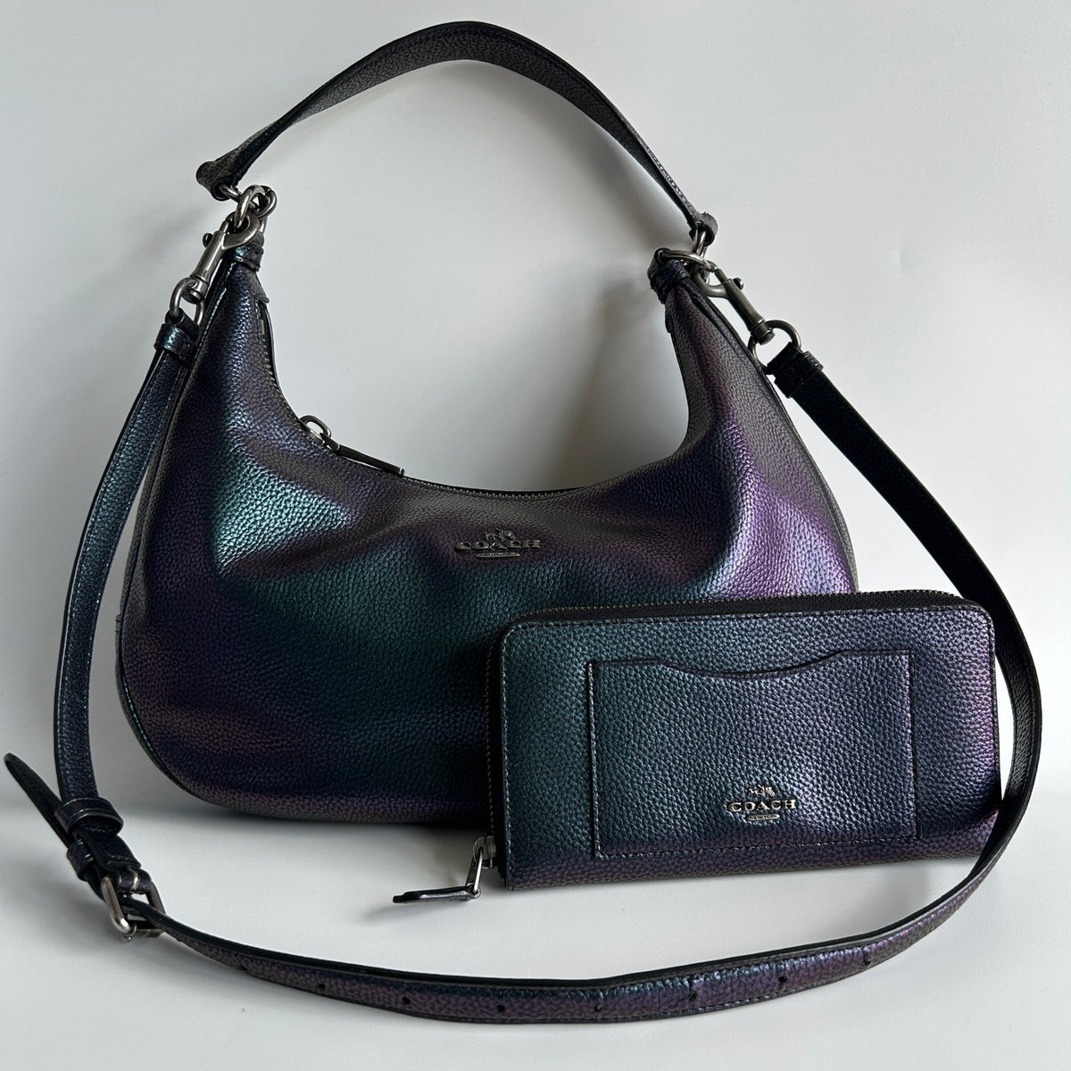 Coach Harley Hobo Iridescent Leather Bag Wallet Set F24352 Good0