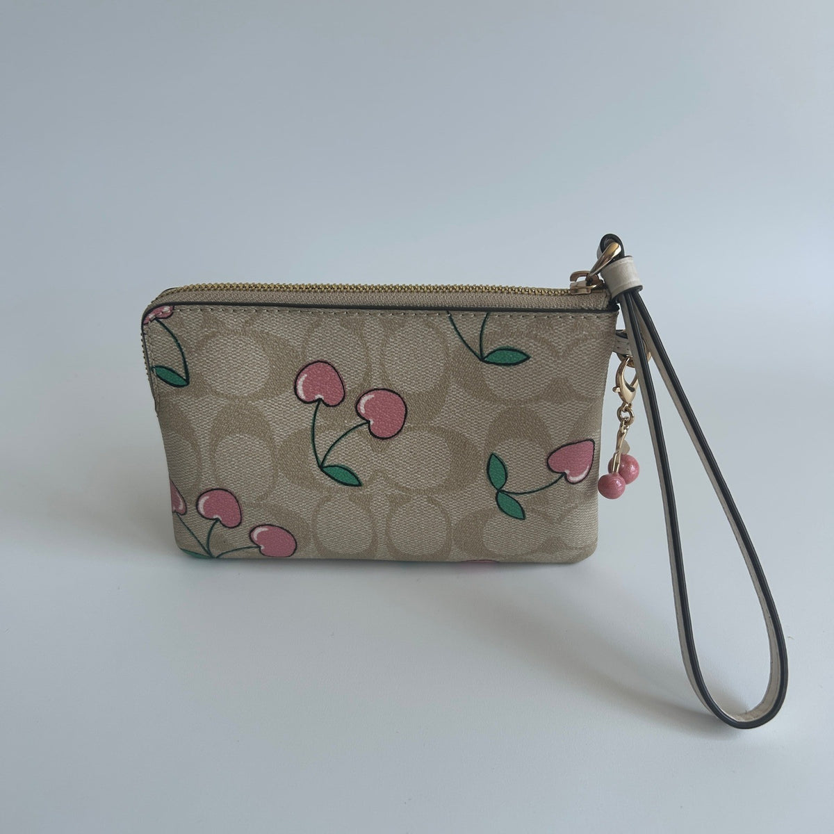 Coach Small Wristlet Signature Canvas Cherry Khaki Multi Coated Canvas Excellent1