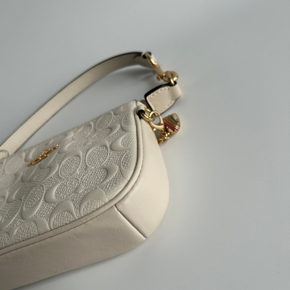 Coach Nolita 15 Chalk White Signature Leather Wristlet Excellent3
