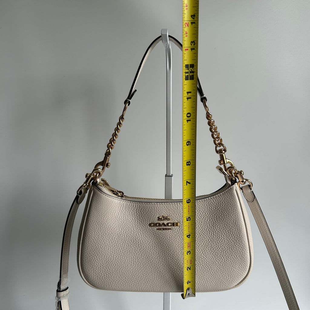 Coach Teri Chalk White Pebbled Leather Shoulder Bag CV934 Excellent10