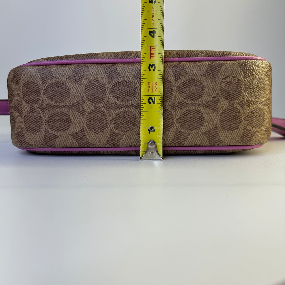 Coach Jamie Camera Bag Khaki Pink Signature Canvas Shoulder Bag Excellent6