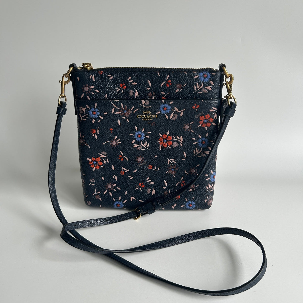 Coach Kitt Messenger Wildflower Navy Pebbled Leather Crossbody Bag Excellent0