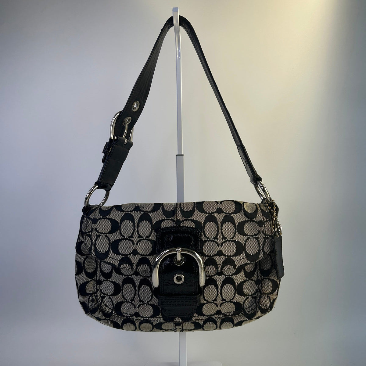Coach Soho Signature Flap Black Canvas Leather Shoulder Bag 11862 Good0