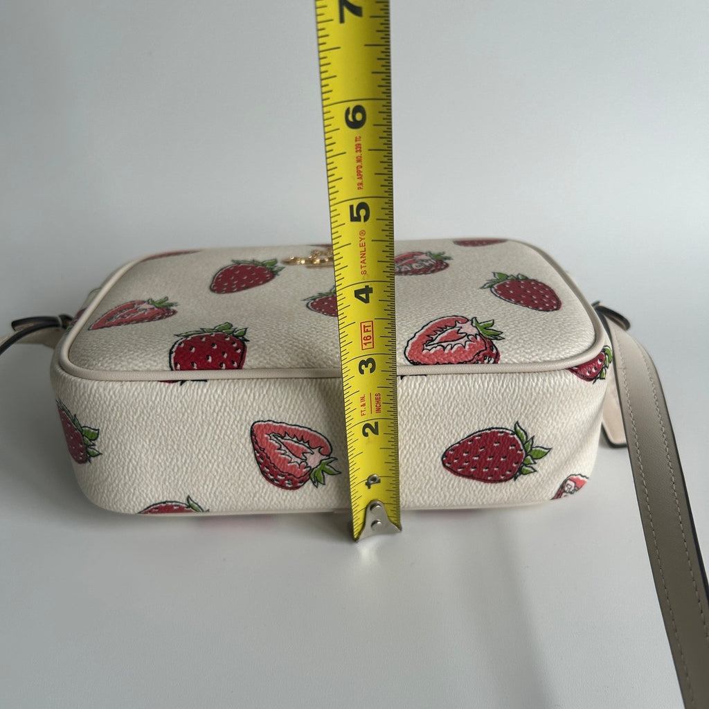 Coach Jamie Strawberry Chalk White Pebbled Leather Camera Bag Excellent10