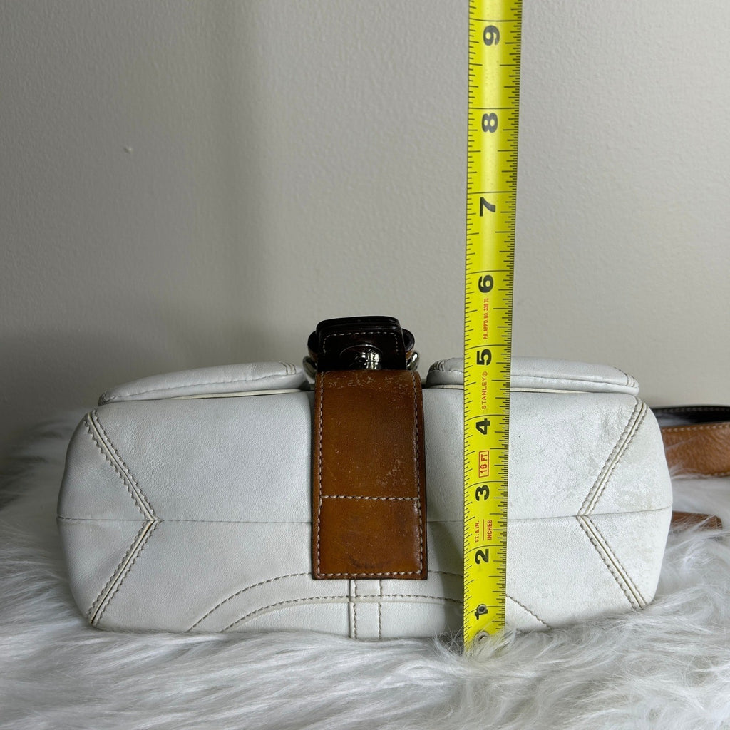 Coach Soho Buckle Flap White Tan Leather Shoulder Bag GOOD11