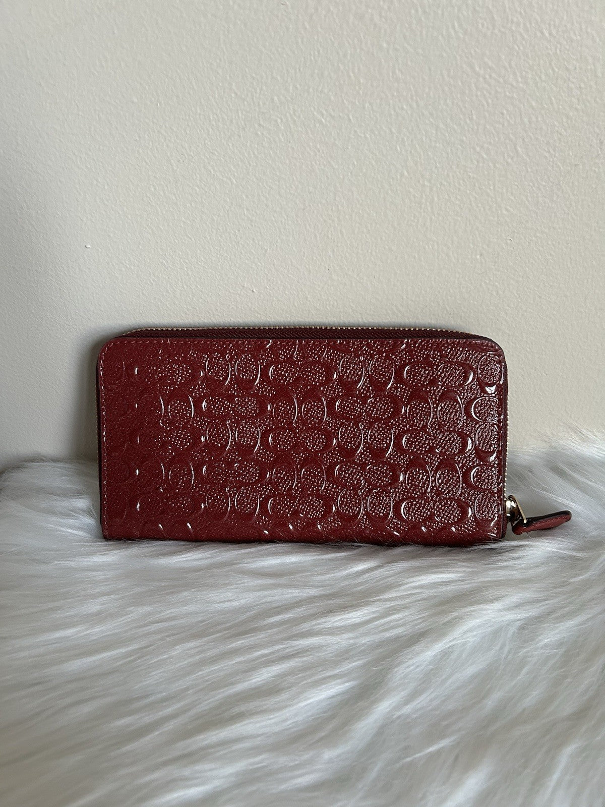 Coach Signature Debossed Cherry Patent Leather Accordion Zip Wallet Excellent1