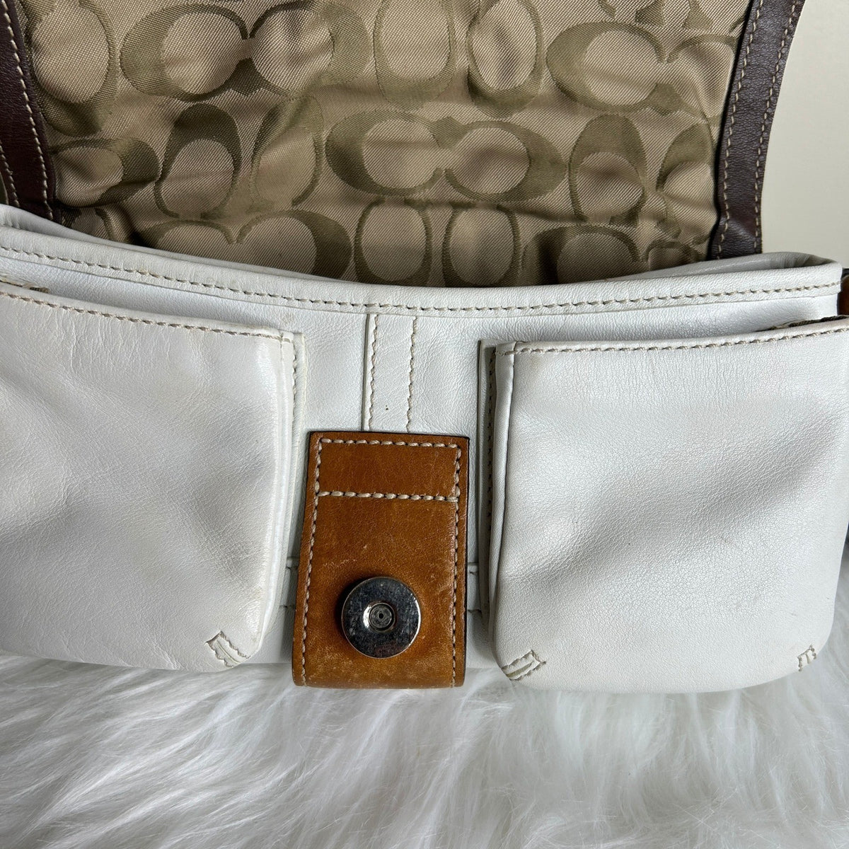 Coach Soho Buckle Flap White Tan Leather Shoulder Bag GOOD8