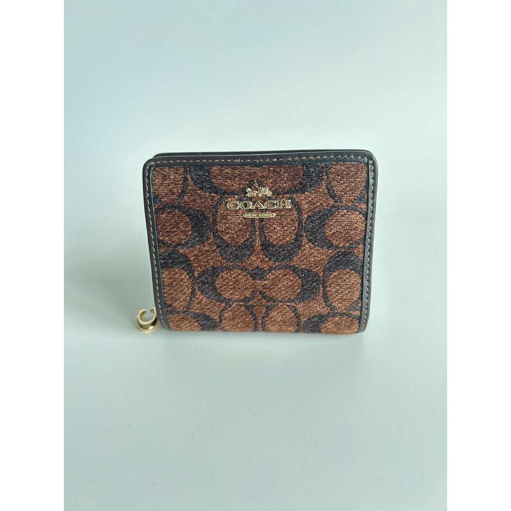 Coach Snap Wallet Brown Signature Chenille CCQ32 Excellent0