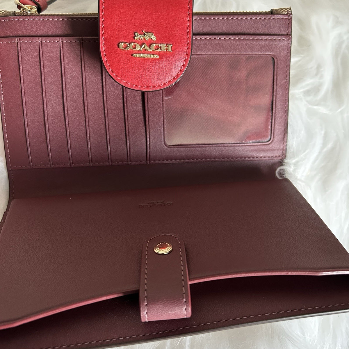 Coach Signature Canvas Red Leather Wristlet Wallet Excellent3