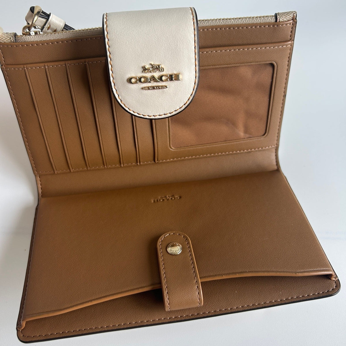 Coach Phone Wallet Khaki Floral Signature Canvas Leather Wristlet Excellent3