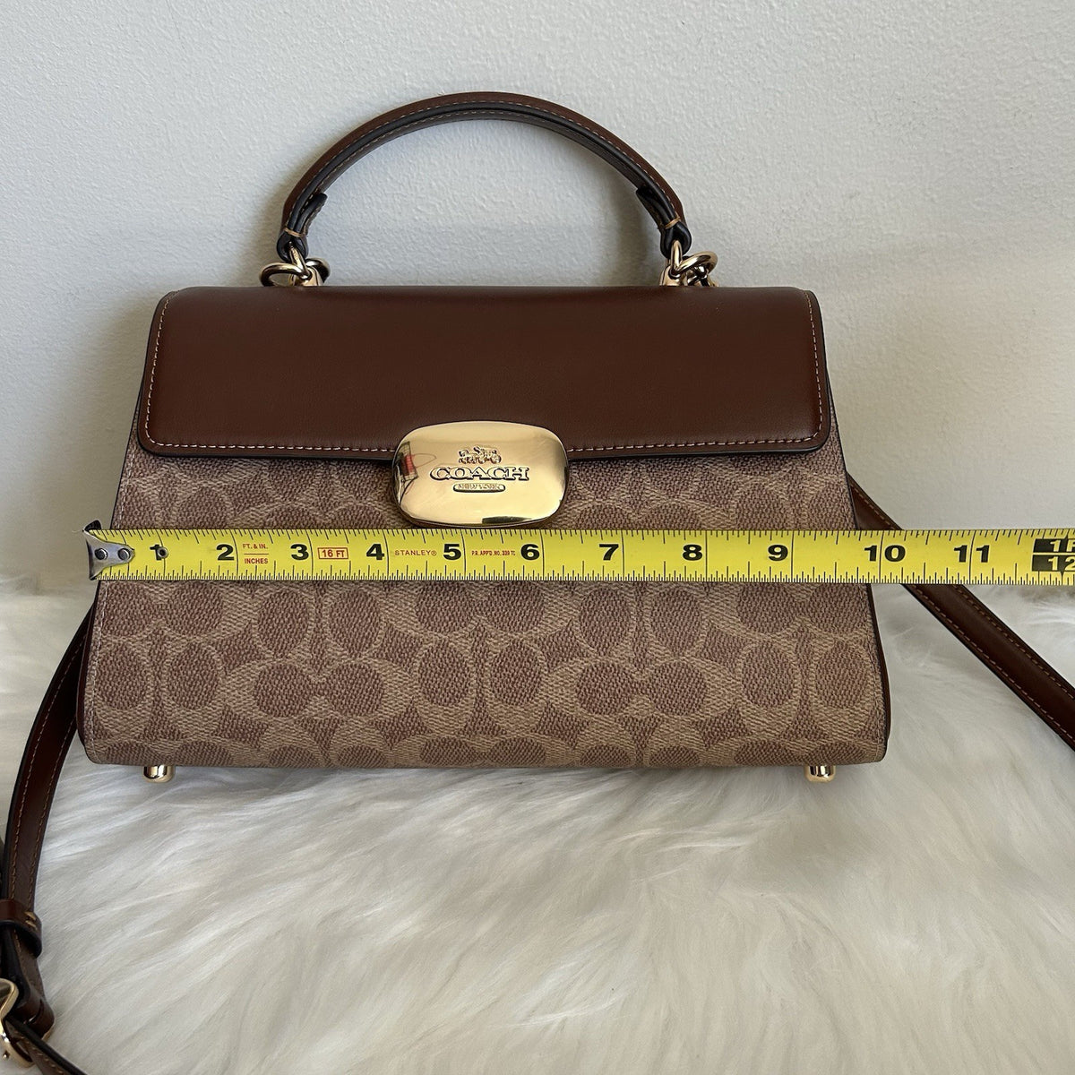 Coach Eliza Brown Signature Canvas Leather Shoulder Bag Excellent8