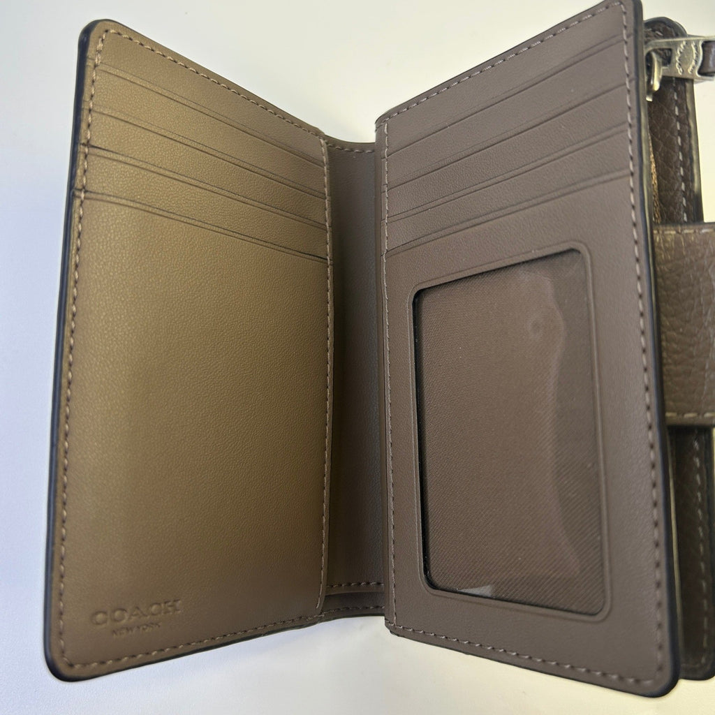 Coach Medium Corner Zip Dark Stone Pebbled Leather Wallet Excellent2