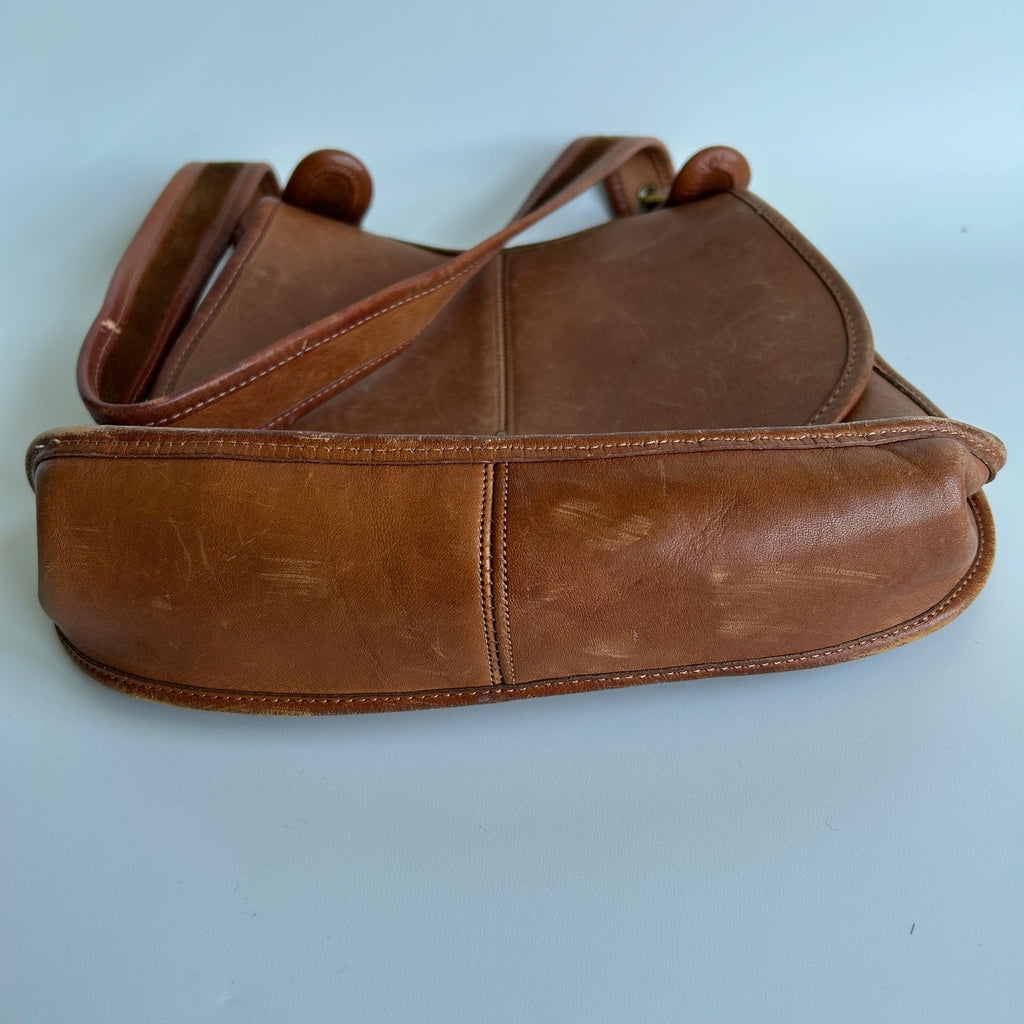Coach Crescent Saddle 9235 British Tan Leather Shoulder Bag Good4