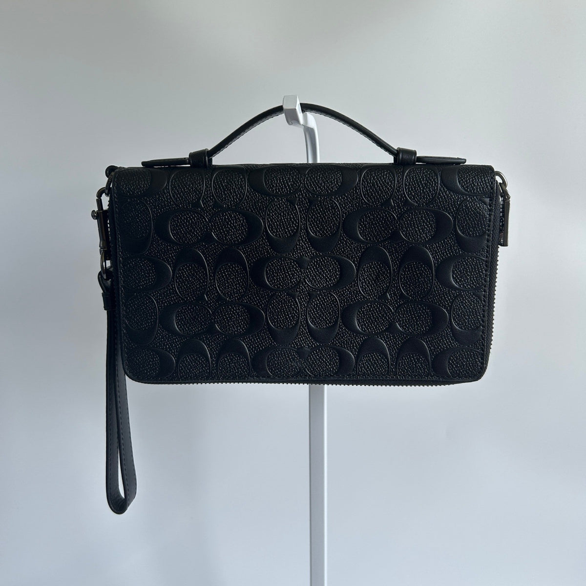 Coach Double Zip Travel Organizer Black Embossed Leather Wallet Excellent0