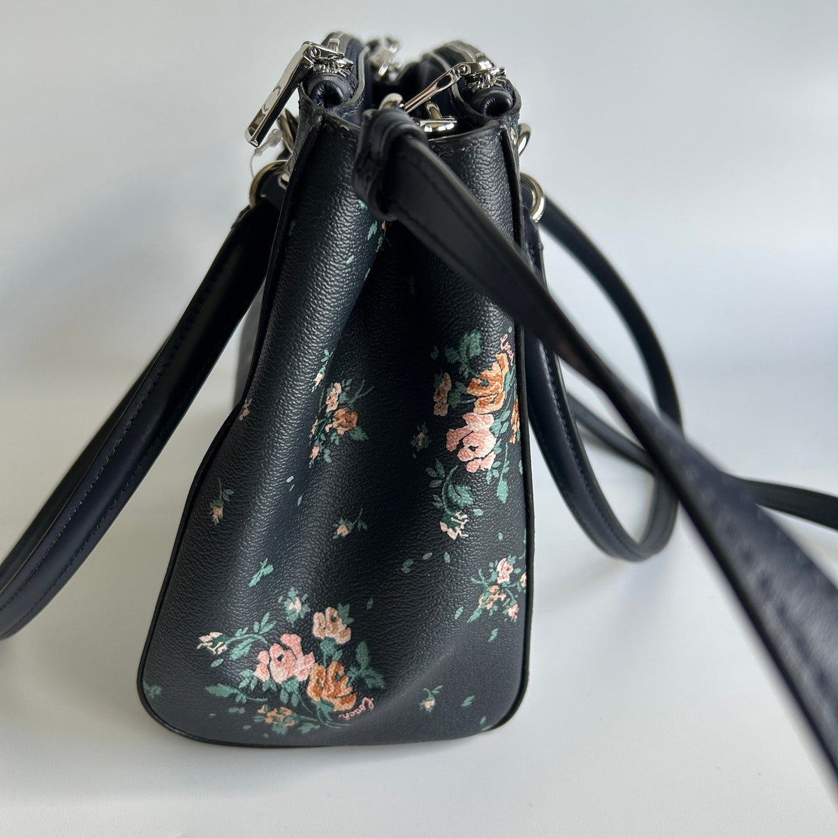 Coach Etta Carryall Rose Bouquet Navy Pebbled Leather Crossbody Bag NWT4