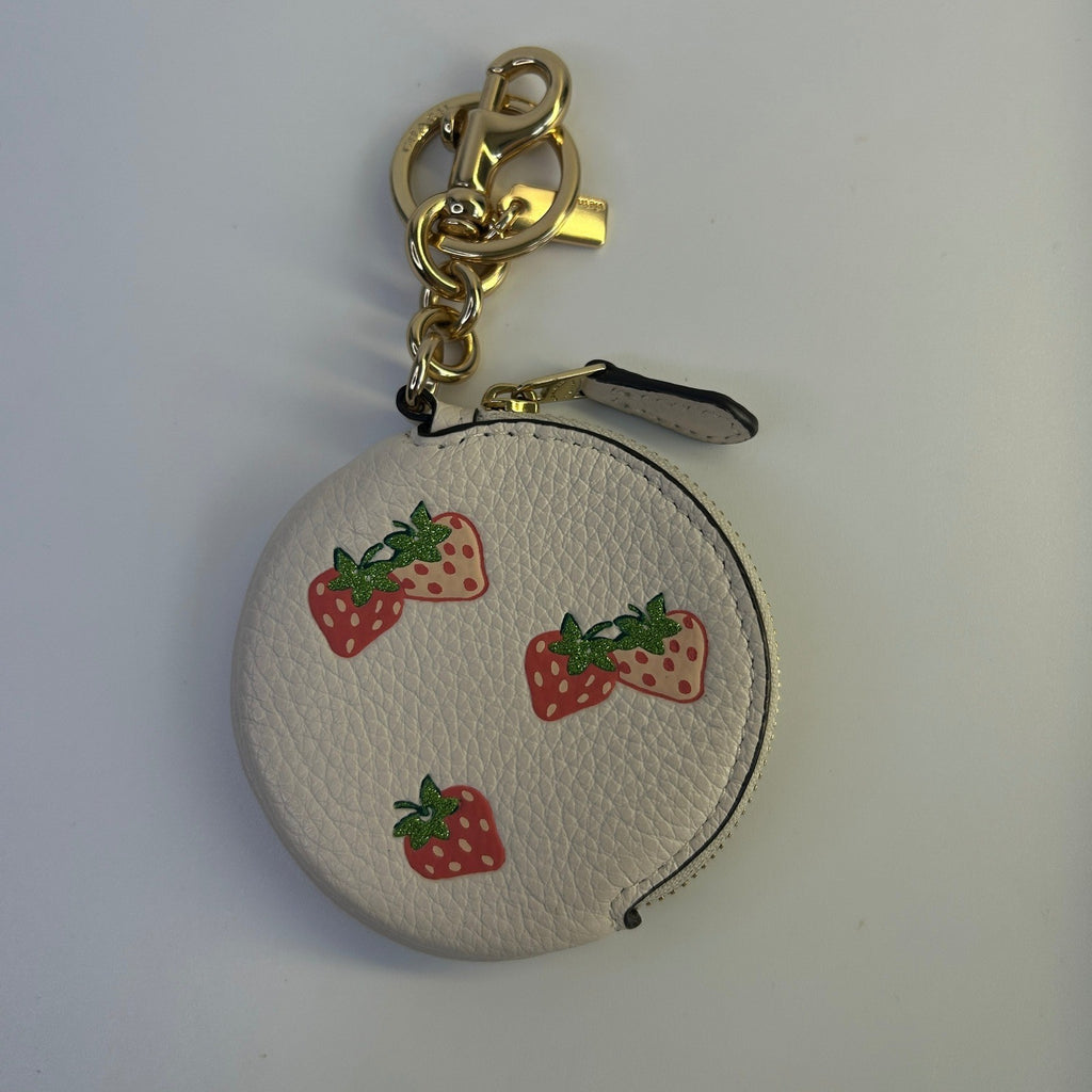 Coach Circular Coin Pouch Chalk White Pebbled Leather Strawberry Excellent1