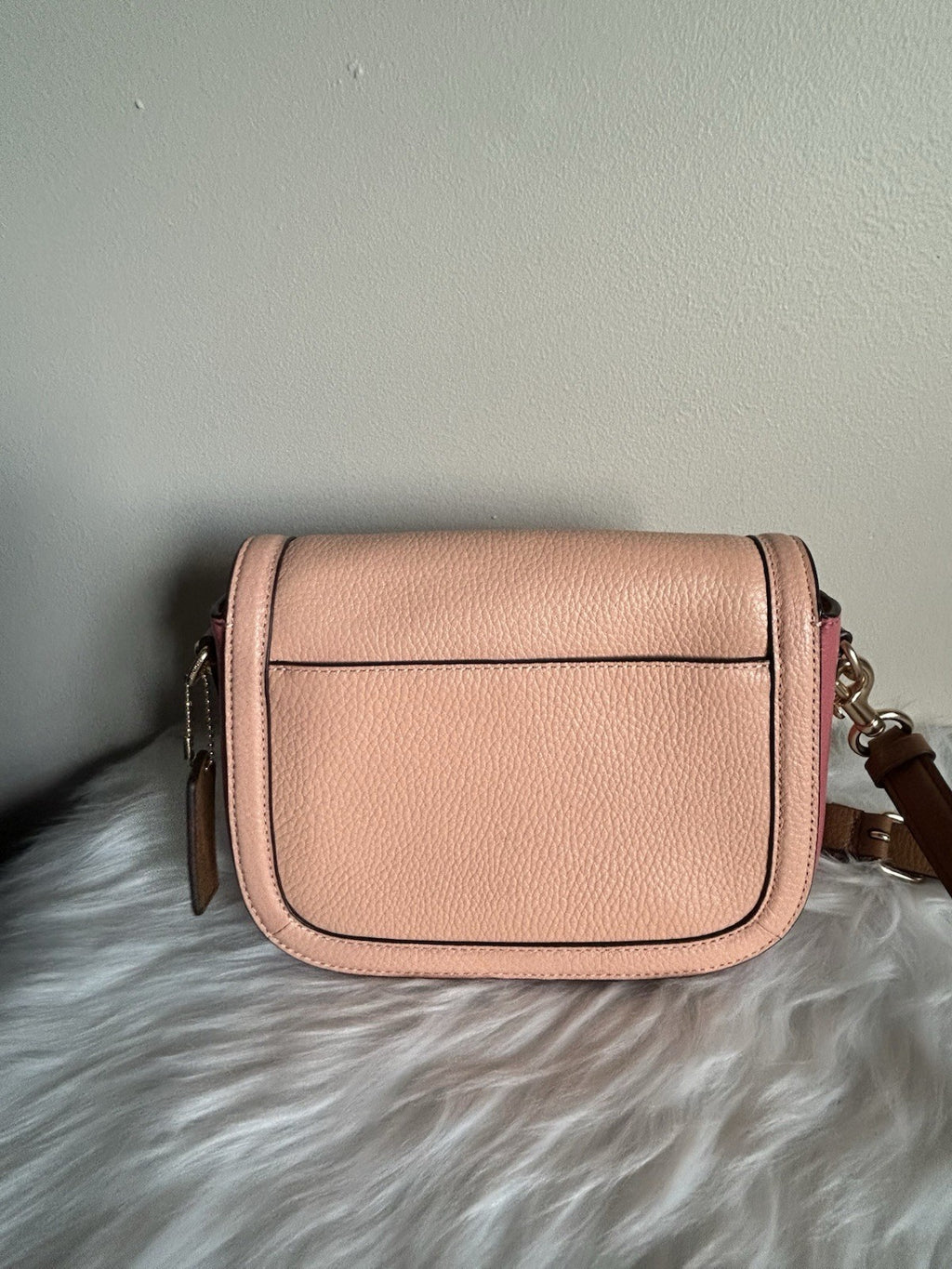 Coach Saddle Bag Pink Tan Pebbled Leather Crossbody Bag Excellent1