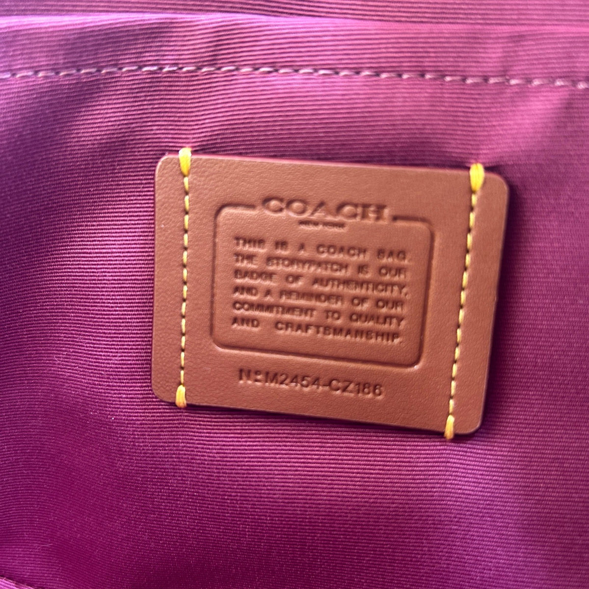Coach Jamie Camera Bag Khaki Pink Signature Canvas Shoulder Bag Excellent3