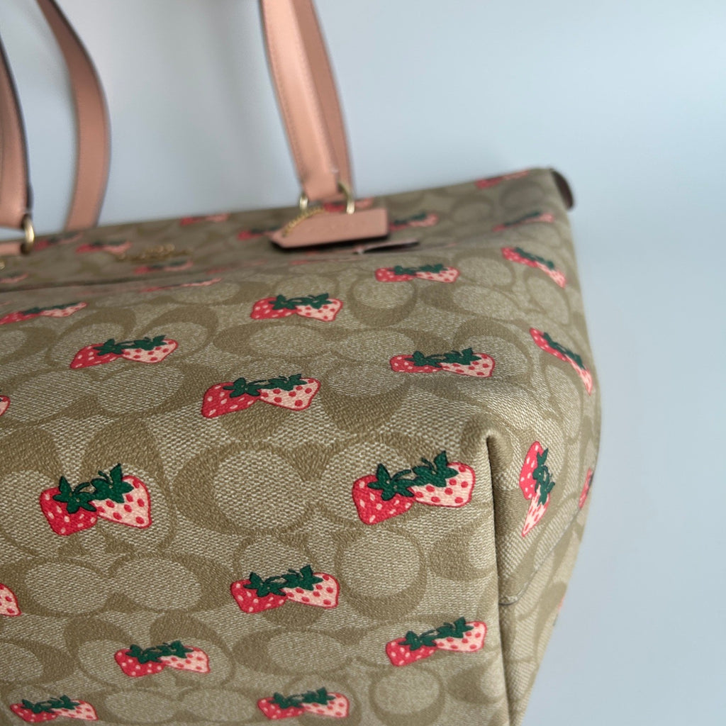 Coach Gallery Tote Strawberry Khaki Multi Canvas Leather Bag NEW4