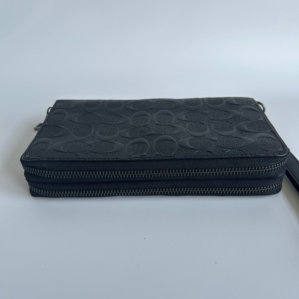 Coach Double Zip Travel Organizer Black Embossed Leather Wallet Excellent2