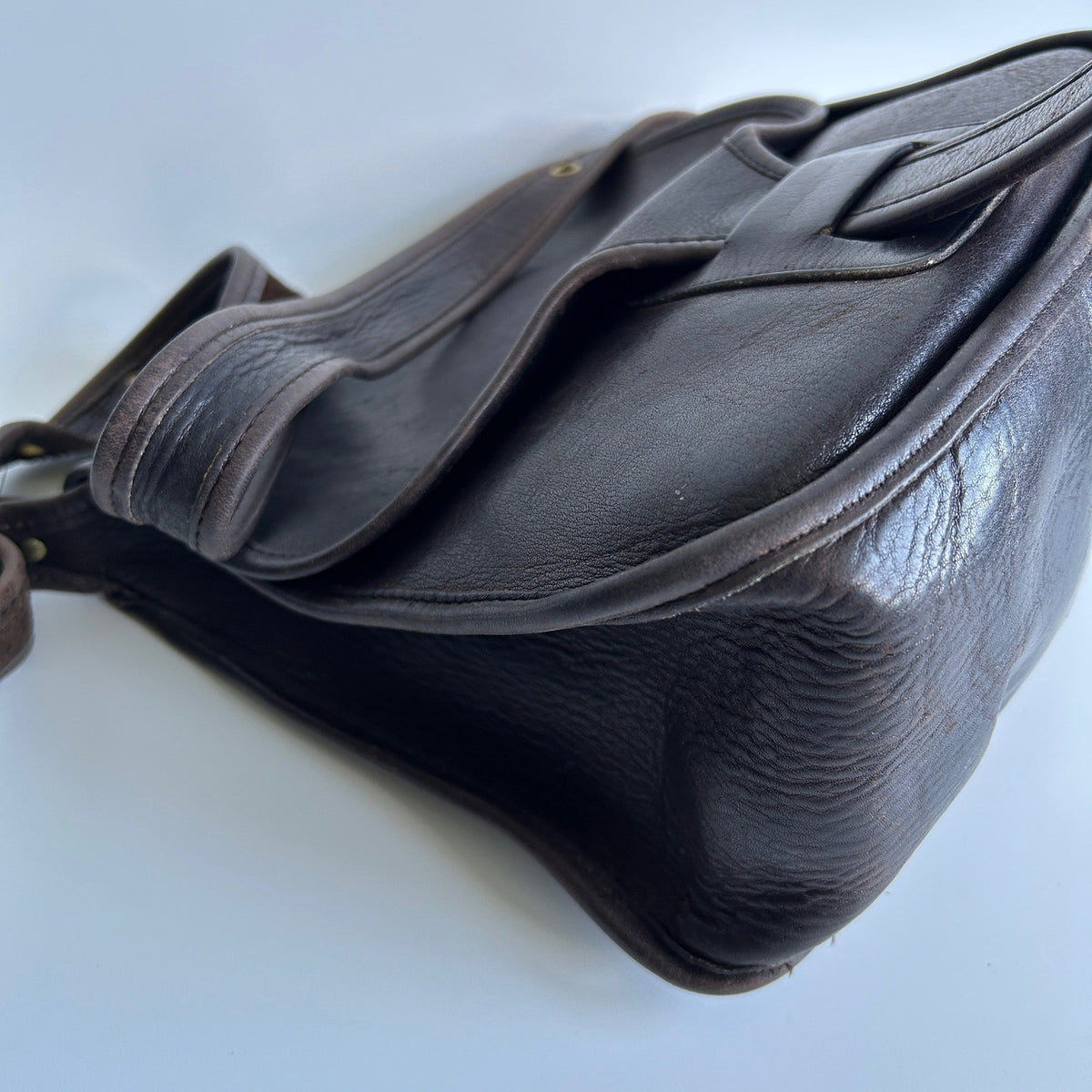 Coach Courier 8920 Dark Brown Glove-tanned Leather Shoulder Bag Good4