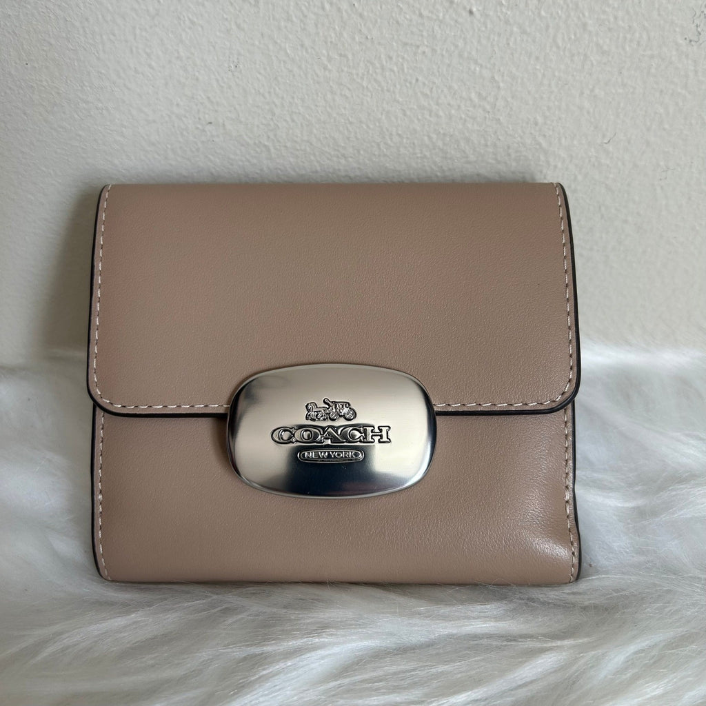 Coach Eliza Taupe Leather Small Wallet New With Tags CP2540